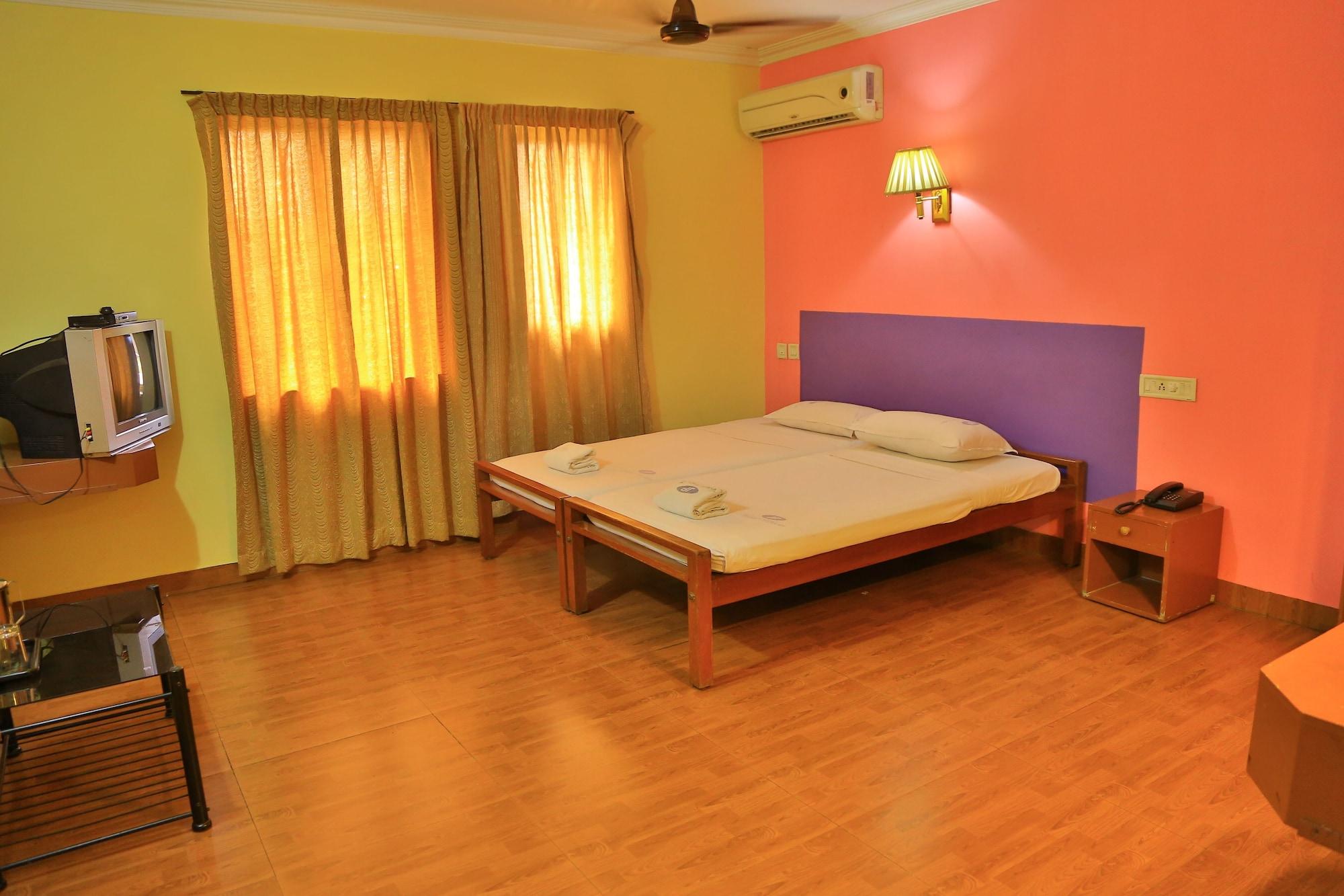 Hotel Srinivas Kochi Exterior photo