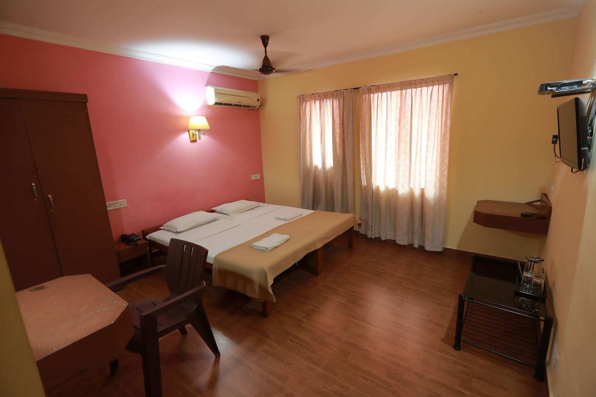 Hotel Srinivas Kochi Exterior photo