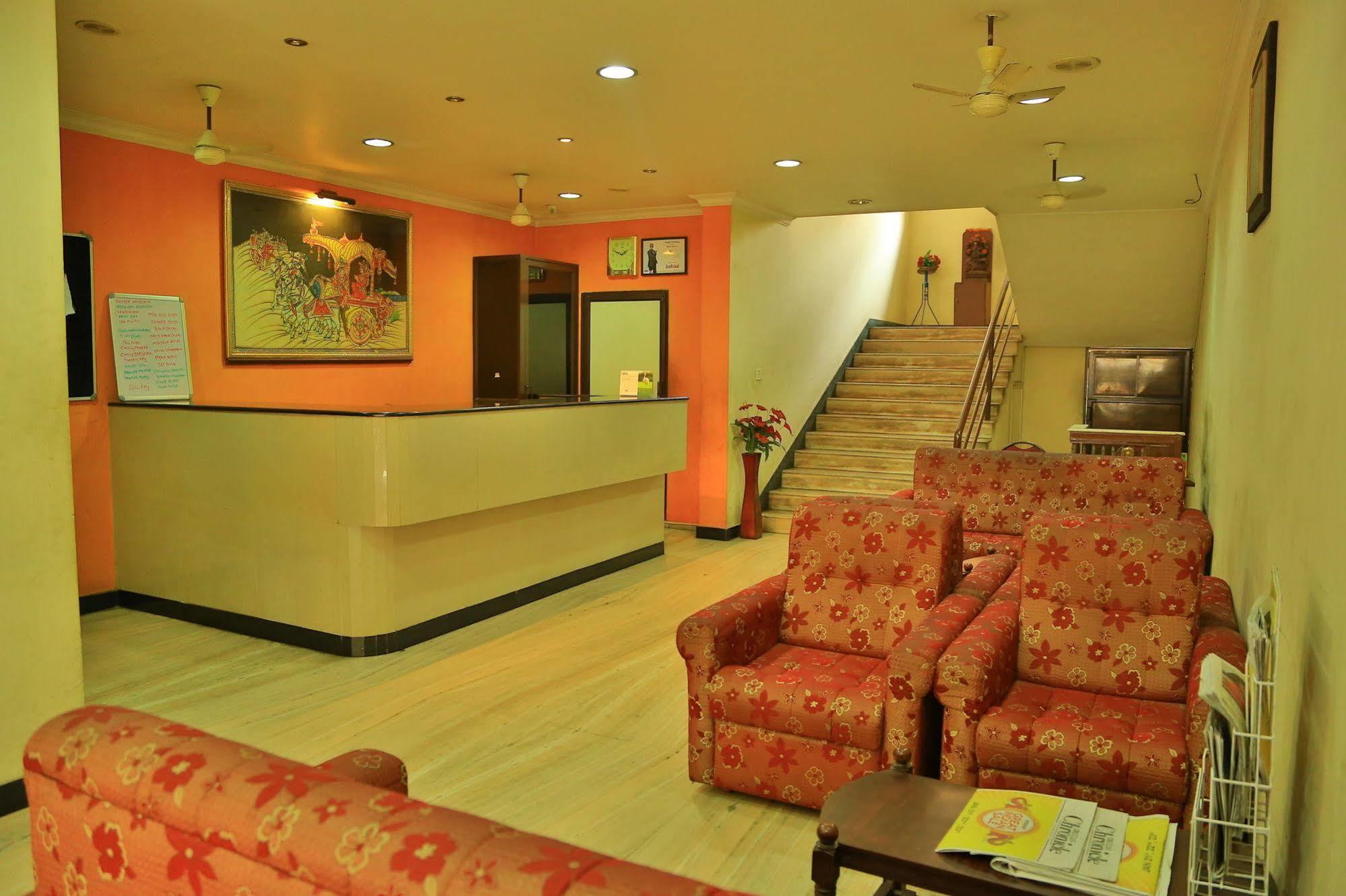 Hotel Srinivas Kochi Exterior photo
